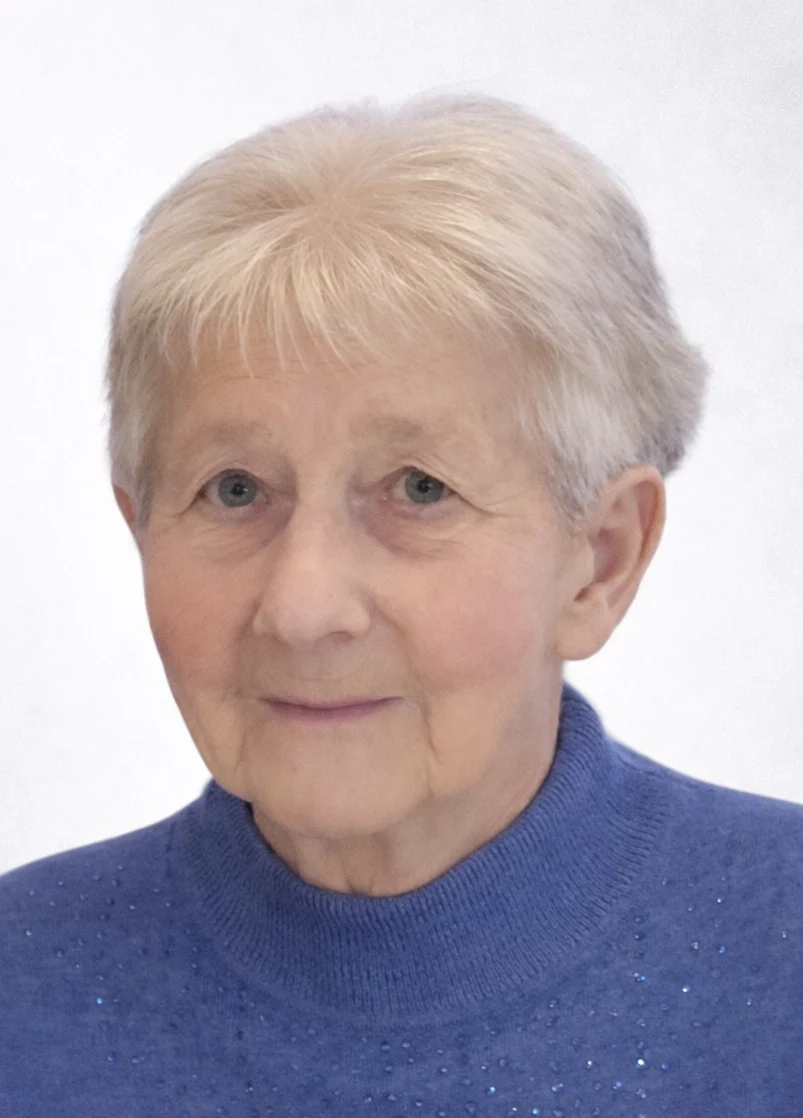 Best Fr Christine STEINDL Passfoto bea